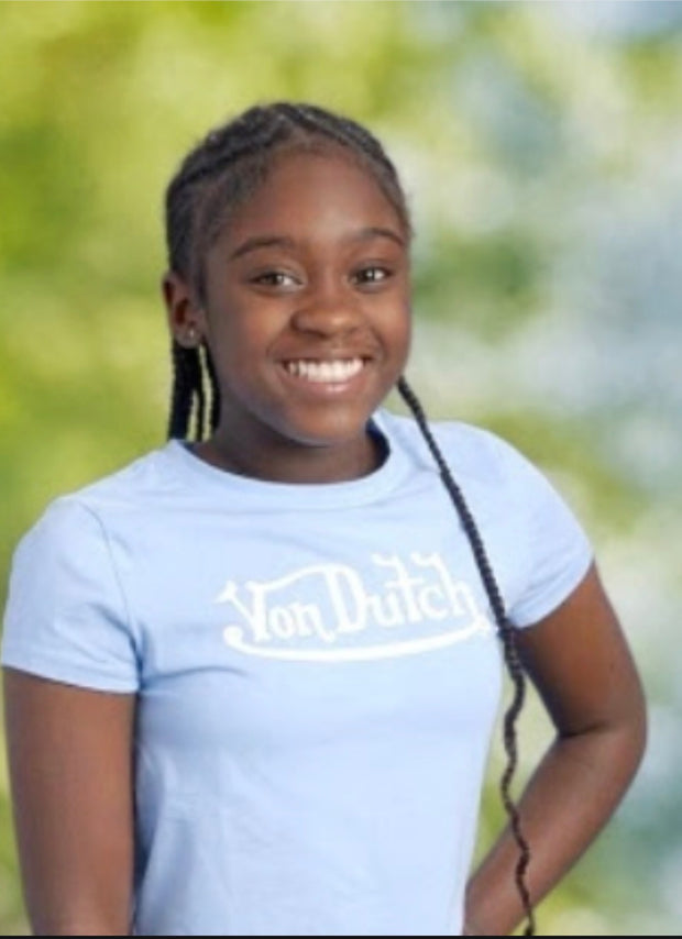 <h3>Beauty Johntravia </h3>